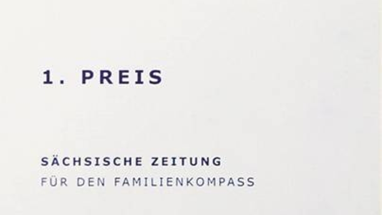 Der 1. Preis für den Familienkompass der Sächsischen Zeitung mit insgesamt 400 Artikeln.