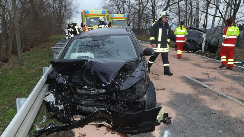 Die Fahrerin des Skoda wurde schwer verletzt.