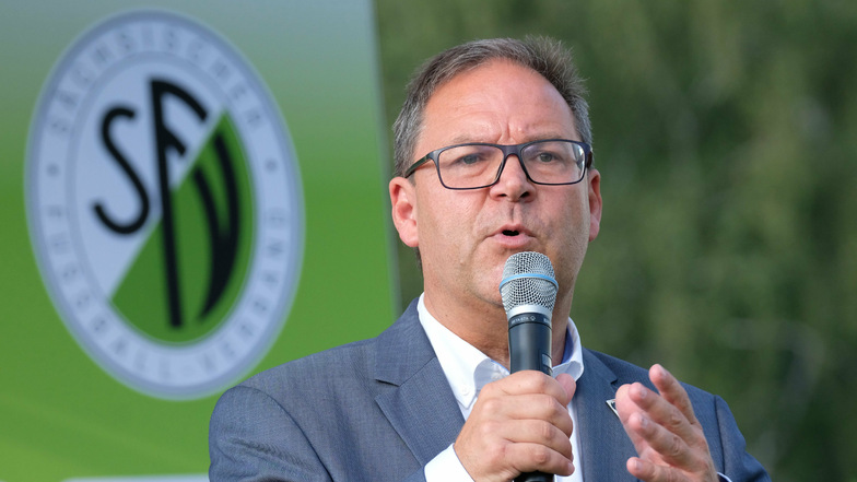 Hermann Winkler, Vizepräsident des Nordostdeutschen Fußballverbandes, fordert finanzielle Hilfe vom Bund.