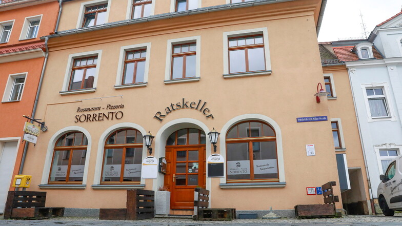 Keine Pizza mehr - historischer Ratskeller in Neusalza-Spremberg steht wieder leer