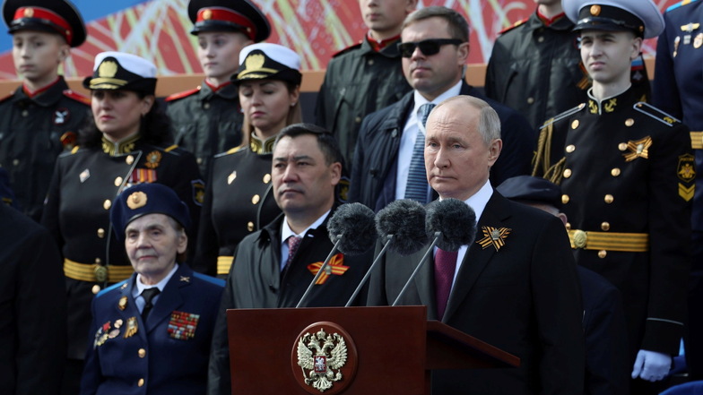 Putin bei seiner Rede während der Militärparade