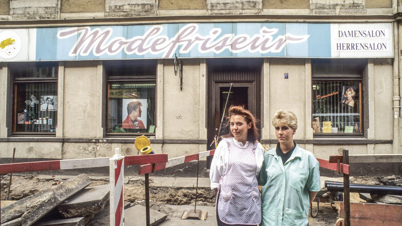 Friseursalon, Dresden, 1993.