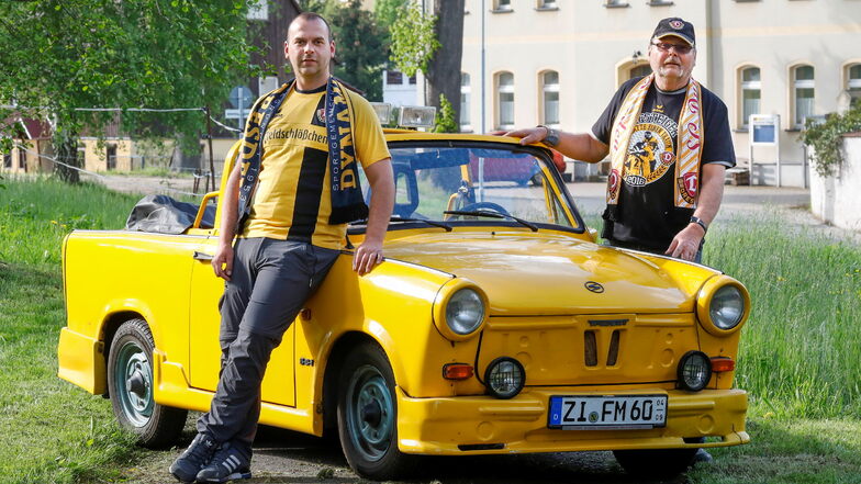 In ihnen fließt schwarz-gelbes Blut. Sohn Marcus aus Schönau-Berzdorf und Vater Matthias aus Schlegel sind eingefleischte Dynamo-Dresden-Fans.
