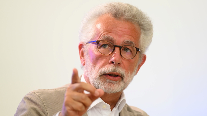 Der Dresdner Politologe Hans Vorländer forscht zu Integration und Migration.