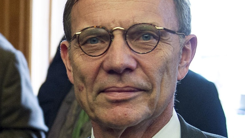Hartmut Mangold ist Staatssekretär im Sächsischen Staatsministerium für Wirtschaft, Arbeit und Verkehr.