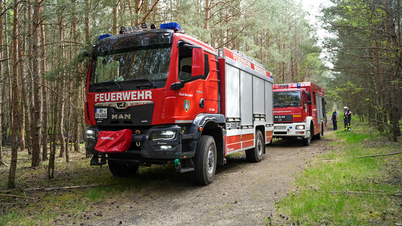 So rückte die Bernsdorfer Feuerwehr zum Waldbrand aus. Einsätze dieser Art werden in den kommenden Monaten wieder häufiger anstehen.