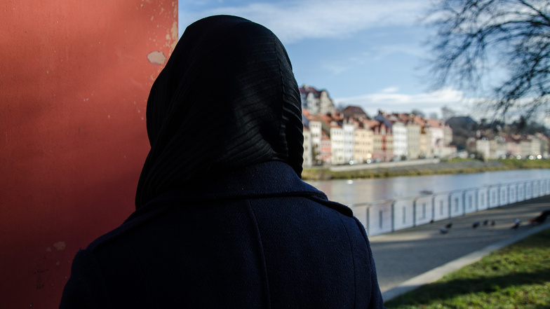 Sahar* will nicht erkannt werden. Die 33-Jährige fürchtet, dass sie sonst noch mehr Anfeindungen erleben könnte.