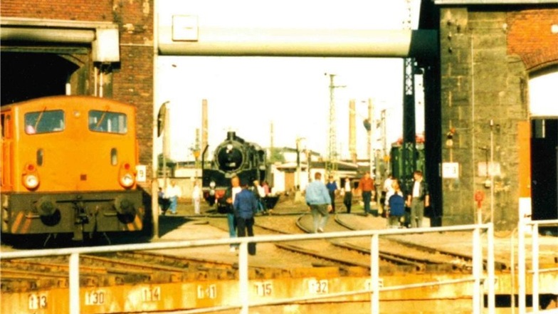 1991 konnten Bahnfreunde den Schuppen besuchen.