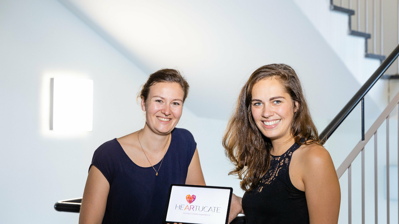 Sie wollen schnelles Internet für den Gruppenunterricht nutzen: Anna Kirchberg (links) und Franziska Weser gründen gerade ein Unternehmen in Leipzig.