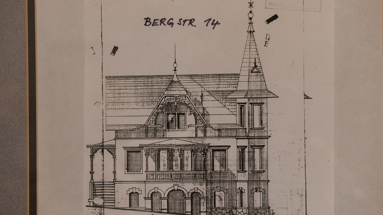Bauzeichnung der Grützner-Villa aus dem Stadtarchiv. Das Gebäude wurde um 1900 herum als Fabrikantenvilla errichtet.