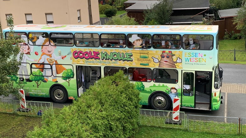 Der Kochbus machte an der Grundschule Eibau einen Tag lang Station.