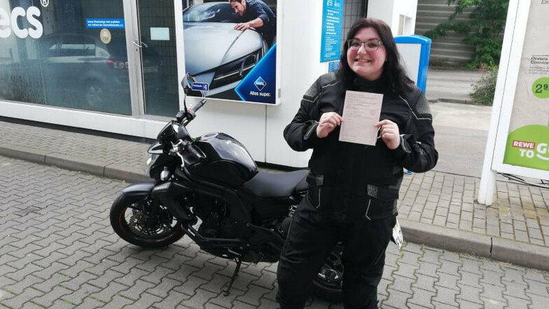 Erst im Mai hatte Vanessa erfolgreich ihre Fahrprüfung für den Motorradführerschein bestanden.