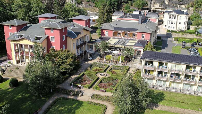 Die Hotelanlage mit Villa Sendig, Königsvilla und Residenz Elbblick zählte seit jeher zu den ersten Adressen in Bad Schandau.
