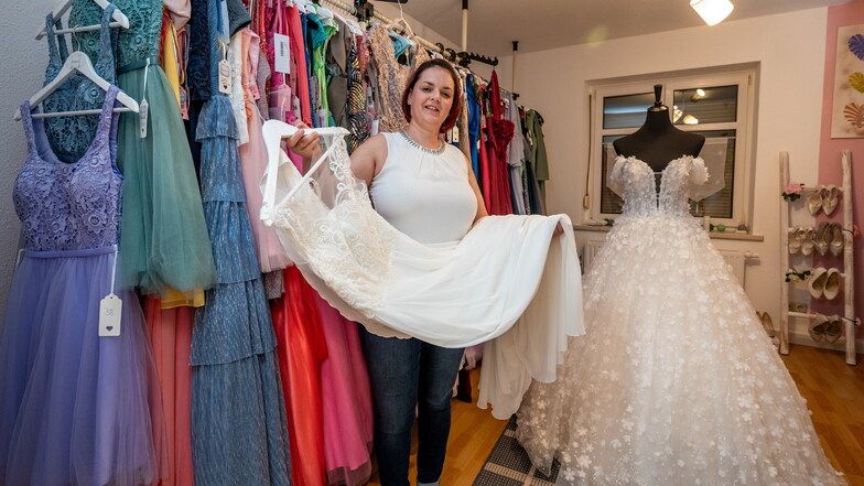 Zwischen Auto und Brautkleid - wie eine KFZ-Meisterin ihre kreativen Ambitionen auslebt