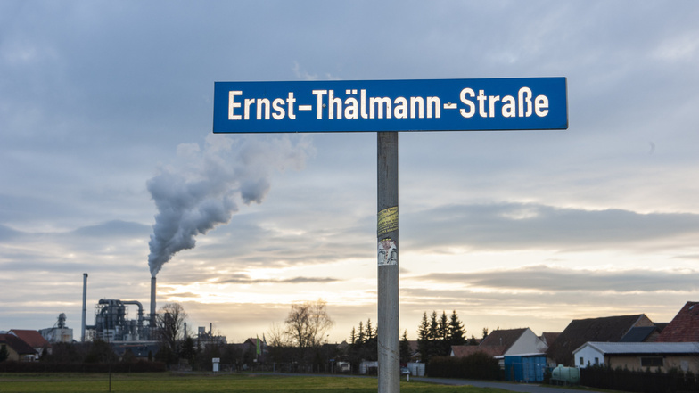 In Lampertswalde gibt es noch eine Ernst-Thälmann-Straße, in Meißen sogar eine Karl-Marx-Straße.
