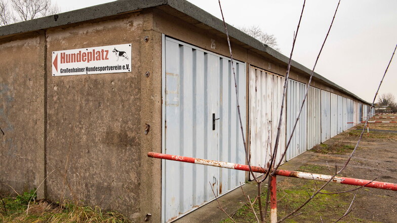 Die DDR-Garagen am Standort Villastraße in Großenhain. Auch für ihre Erbauer wurde die Kündigung der Pachtverträge aufs Jahresende verschoben.