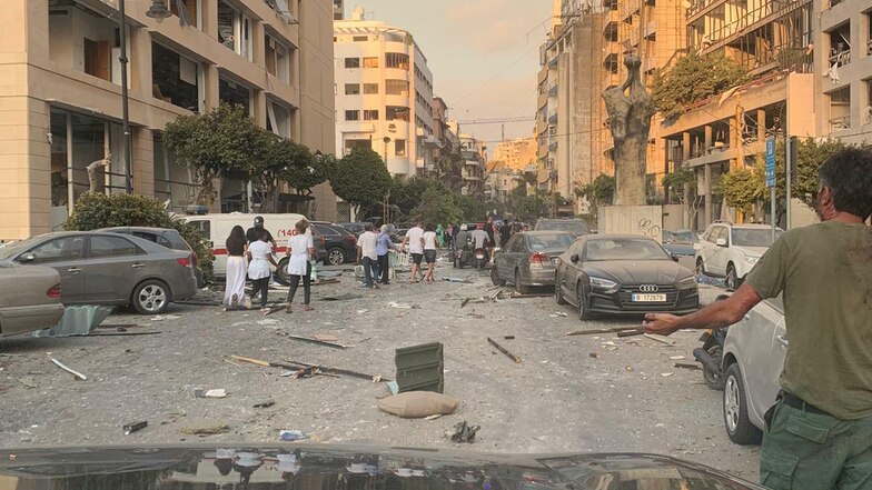 Spuren der Verwüstung kurz nach der Explosion: Noch im Auto filmte und fotografierte Oliver Wehner die Zerstörungen in Beirut.