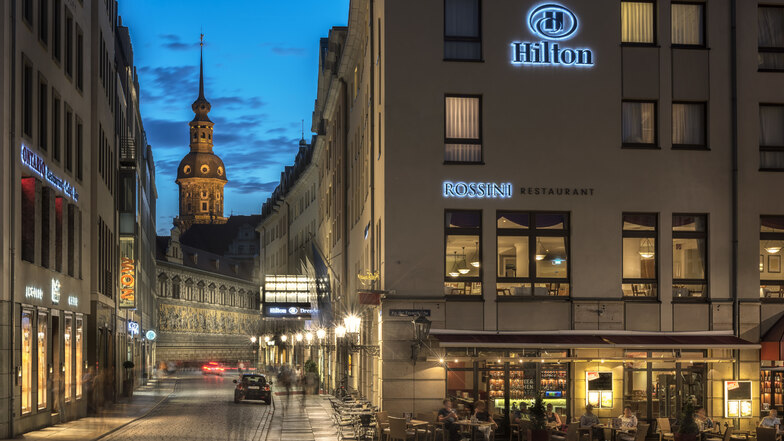Das Hilton Dresden liegt mitten in der Altstadt. Wo lässt es sich schöner ins neue Jahr starten?