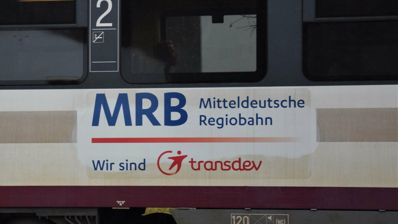 Die Mitteldeutsche Regiobahn baut am Montag auf der Strecke zwischen Kamenz und Dresden.