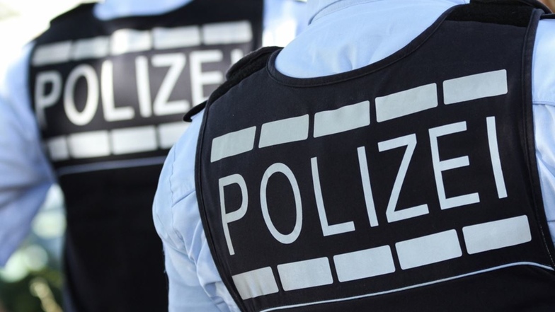 Das Dezernat Staatsschutz der Polizei ermittelt zu einer Auseinandersetzung vor der Disko in Schönau.