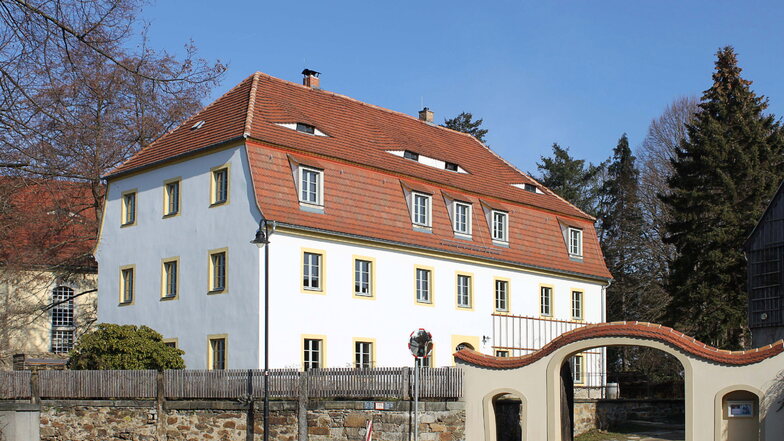 Das gerettete alte Pfarrhaus in Wachau.