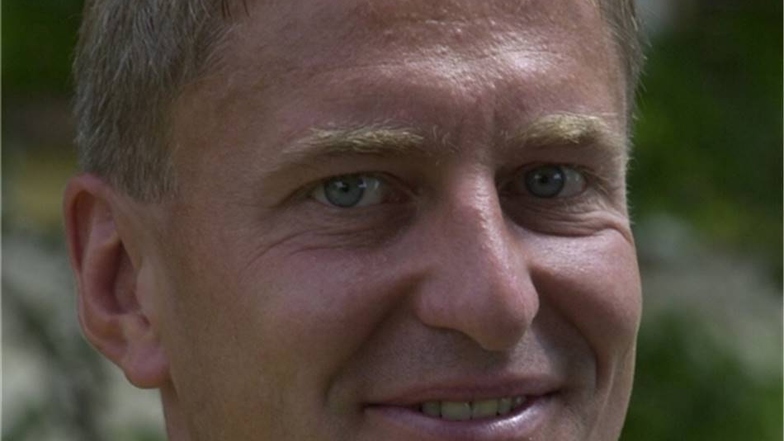 Steffen Heidrich Dynamo von 2001 bis 2005 Das Gesicht der Wiederauferstehung aus den Niederungen des Fußballs. Führte die Mannschaft von der viertklassigen Oberliga bis in die 2. Bundesliga.