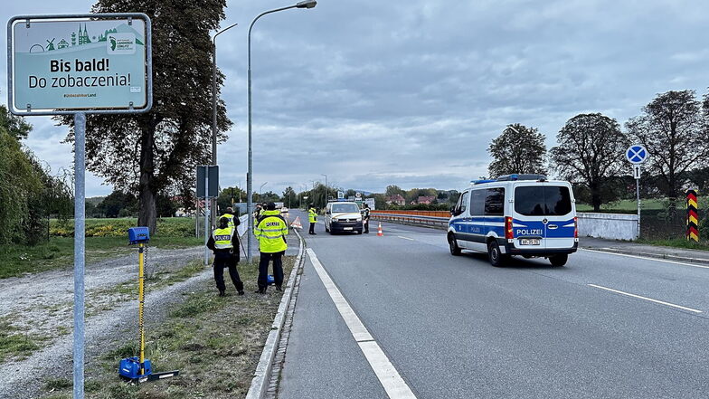 Auch in Zittau wurden am Montag stationäre Kontrollen an der Grenze zu Polen durchgeführt.