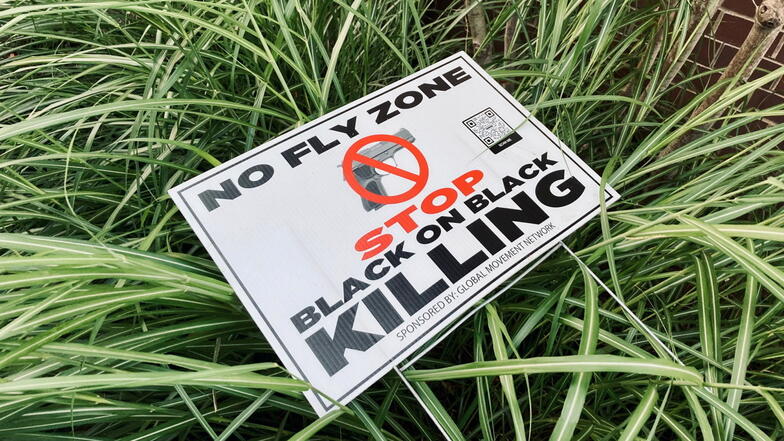 „Stop the Killing“, fordern Schilder immer wieder. Ein großer Teil der Menschen in den USA wünscht sich härtere Waffengesetze.