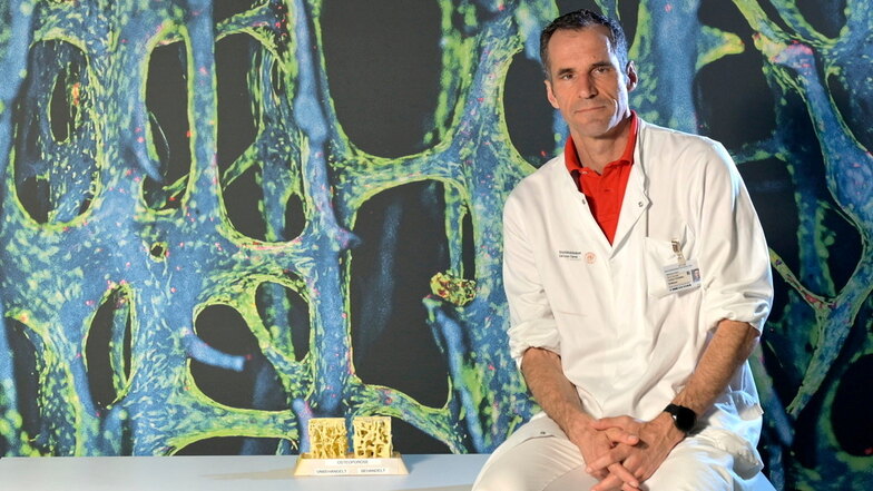 Professor Lorenz Hofbauer ist einer der führenden Forscher auf dem Gebiet der Knochenstoffwechsel-Erkrankungen – weltweit.