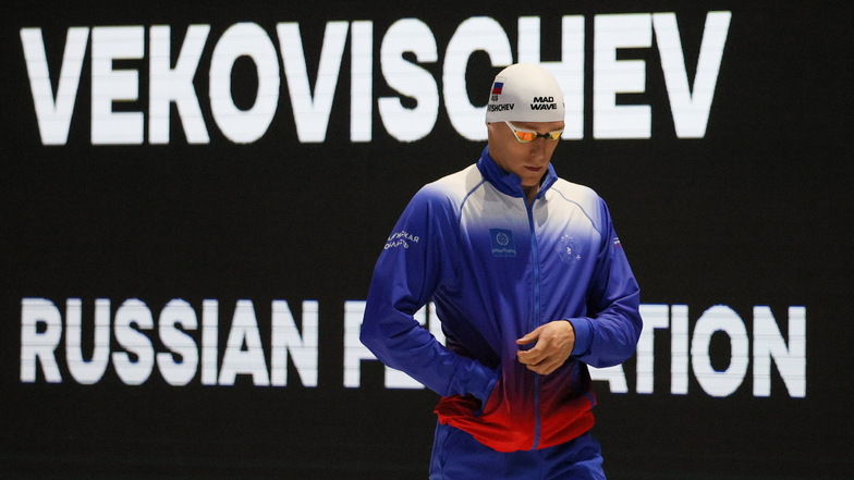 Rückkehr der russischen Schwimmer schlägt hohe Wellen
