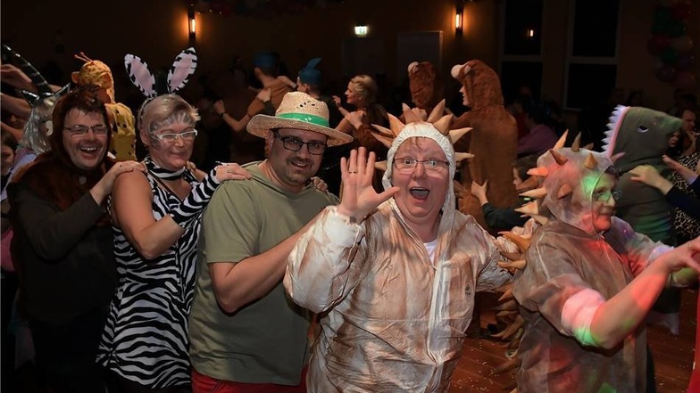 Fast alle Gäste des Karnevalsclub Haßlau hatten sich als Tiere verkleidet.