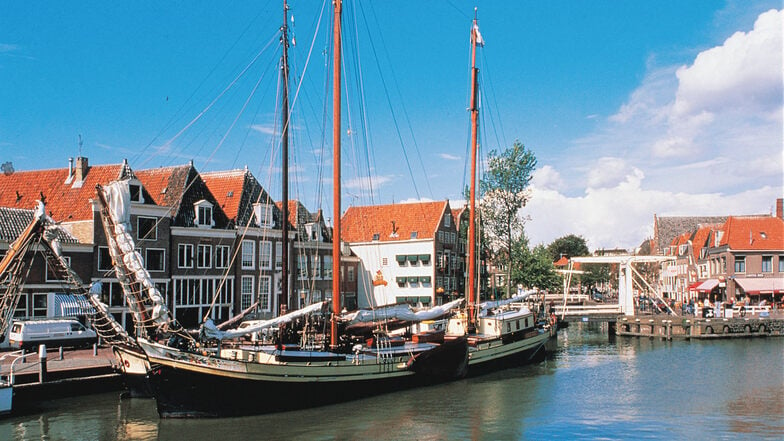 Hoorn ist ein idyllisches Hafenstädtchen, was auf jeden Fall ein Stopp wert ist.