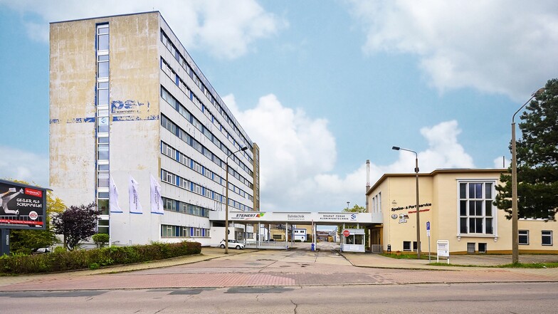 Büro- und Verwaltungsgebäude in Brand-Erbisdorf / Mindestgebot 750.000 Euro