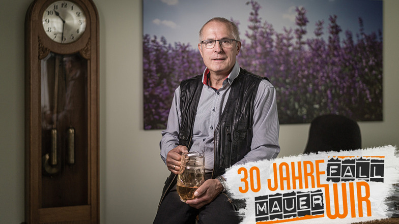 Joachim Günther,  Vorstand der Bombastus-Werke, trinkt gern mal ein Kännchen Tee.