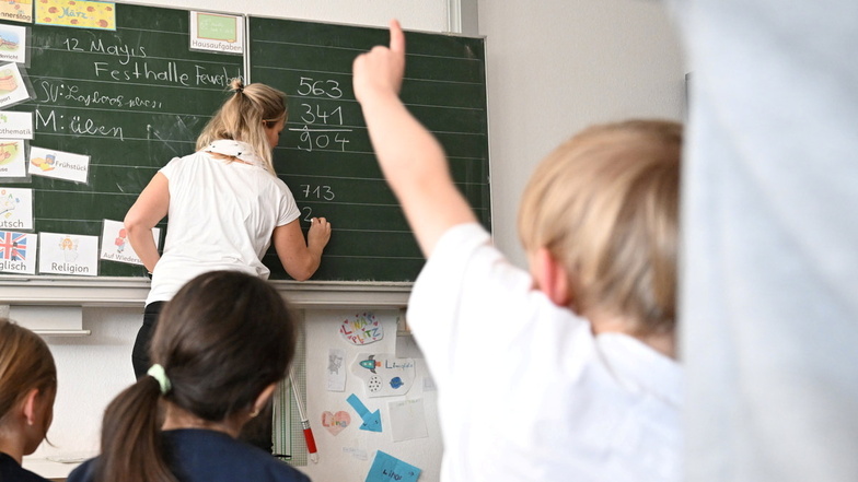 An den Grundschulen in Sachsen fehlen nicht mehr so viele Lehrer wie noch vor ein paar Jahren.
