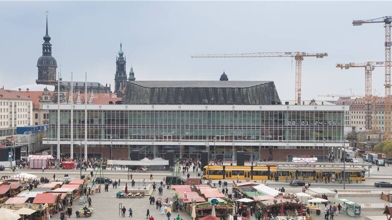Nach fünf Jahren Umbau wird der Dresdner Kulturpalast am Freitagabend eröffnet.