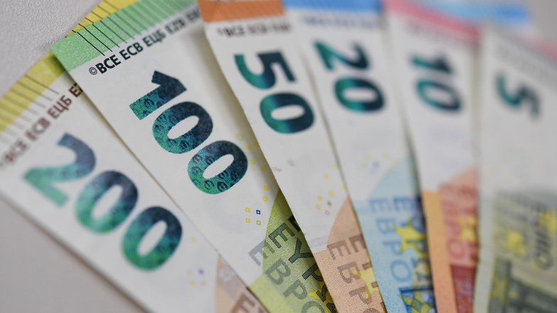 Geflüchtete aus der Ukraine können noch bis zum 18. November gebührenfrei Hrywna-Geldscheine in Euro umtauschen.