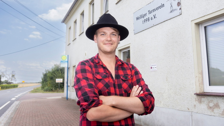 Kevin Deul ist der Vorsitzende des Weißiger Turnvereins und leitet außerdem die hiesige Line-Dance-Gruppe.