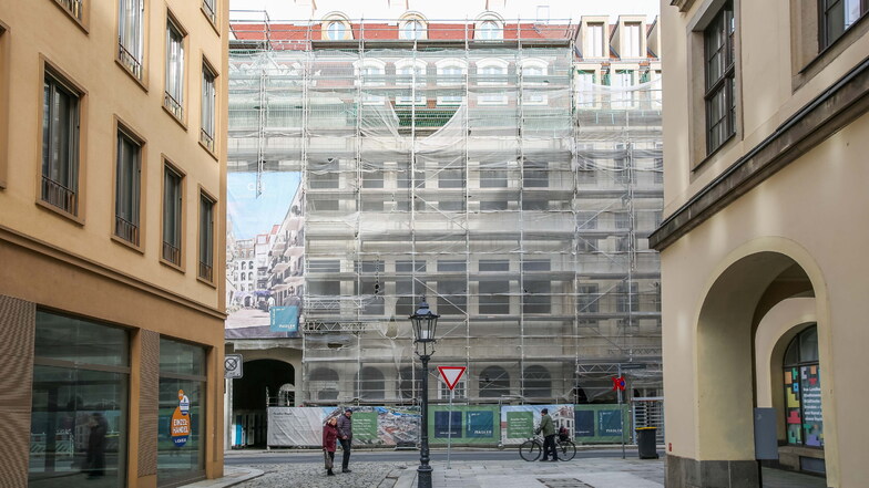 Neumarkt Dresden: Fassaden am Quartier Hoym fast fertig