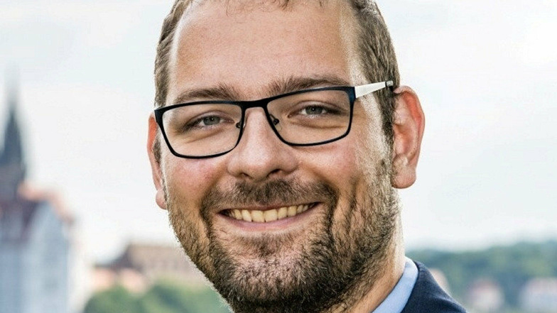 Martin Bahrmann (FDP) ist Chef der Großfraktion im Meißner Stadtrat, die sich aus CDU, FDP, Freien Bürgern und U.L.M. bildet. Er arbeitet als Geschäftsführer der Euro-Schulen in Meißen.