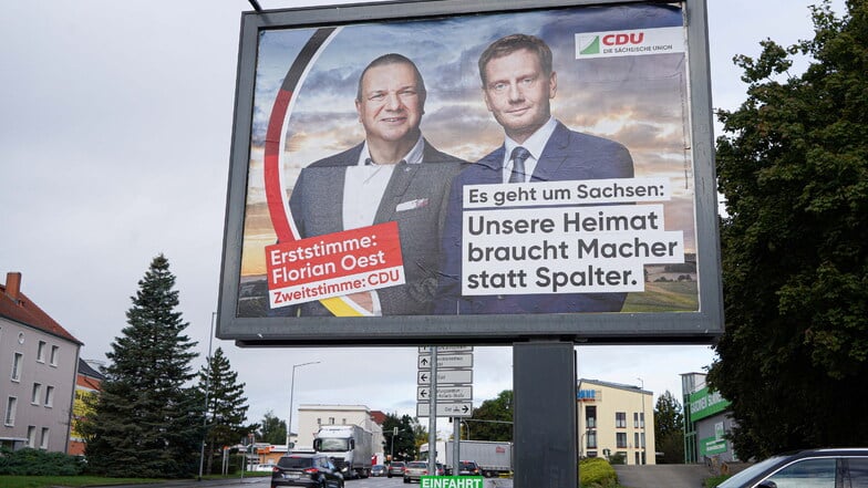 Das fehlerhafte Wahlplakat der CDU in Bautzen soll ausgetauscht werden, zumindest der Teil links unten. Denn zu sehen ist Roland Ermer und nicht Florian Oest.