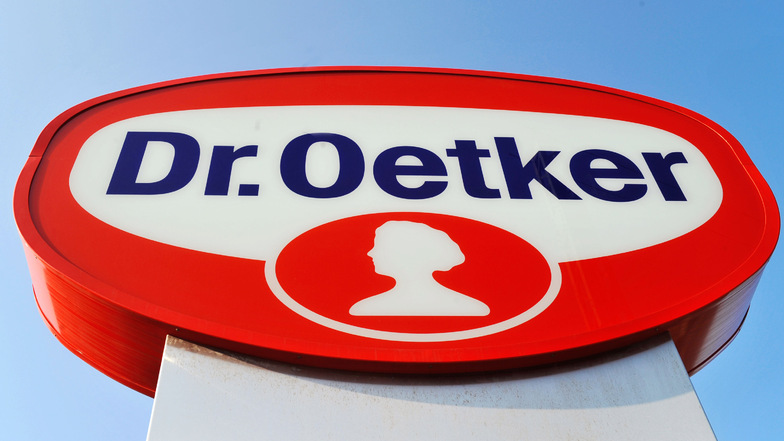 Dr. Oetker legt trotz Konsumzurückhaltung bei Lebensmitteln weiter zu.
