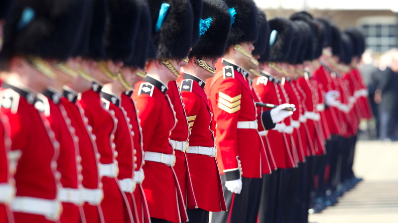 Das erste Bataillon der Irish Guards soll bei der Parade zum Queen-Geburtstag mitmarschieren