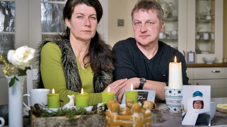 Susan und Dirk Morgenstern hoffen jeden Tag auf eine Nachricht von ihrem Sohn Christian, der seit dem Neujahrsmorgen vermisst wird.