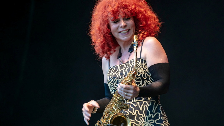 Saxofonistin Tina Tandler, regelmäßig mit Roland Kaiser auf Tour, sorgte auch bei ihren Jazztage-Konzerten stets für ein volles Haus. Im Herbst ist sie nun samt Band im Kulturpalast zu erleben.