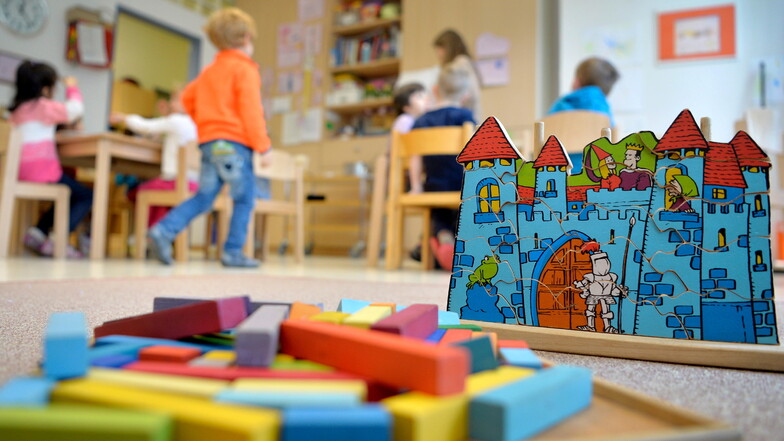 In Sachsen gehen fast alle Drei- bis Sechsjährigen in einen Kindergarten.