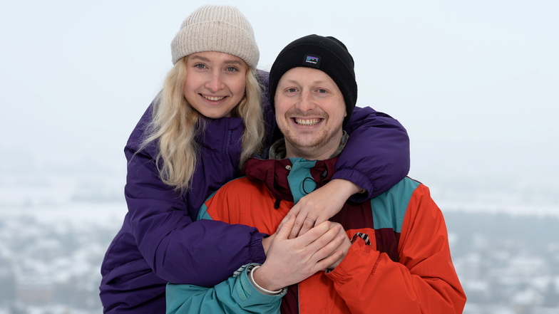 Heiratsantrag auf Ukrainisch: Benjamin aus Radebeul und die aus ihrer Heimat geflohene Hanna geben sich am Donnerstag in Lwiw das Jawort.