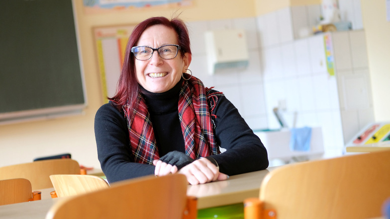 Lehrerin war schon immer ihr Traumberuf, sagt Manuela Helleken, die aus Löthain stammt und in Meißen geboren wurde. Sie ist jetzt auch ganz offiziell die neue Schulleiterin in Krögis.