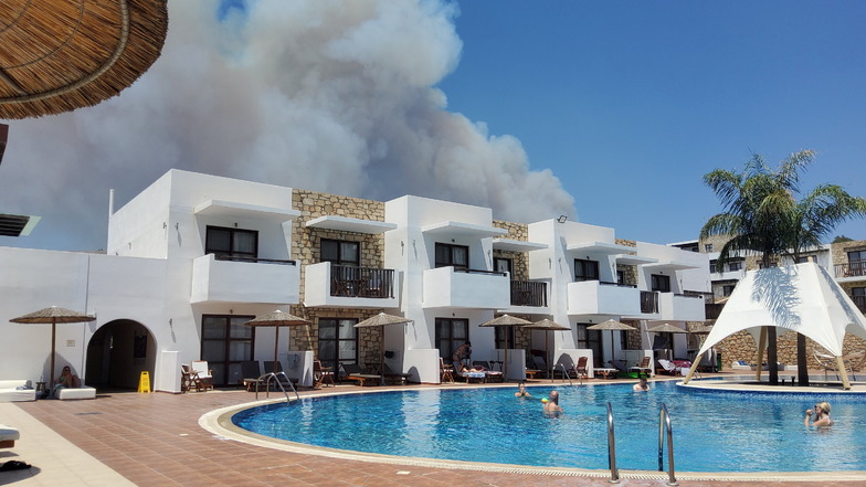 Brände auf Rhodos: Wie Urlauber aus Sachsen die Evakuierung ihres Hotels erlebten