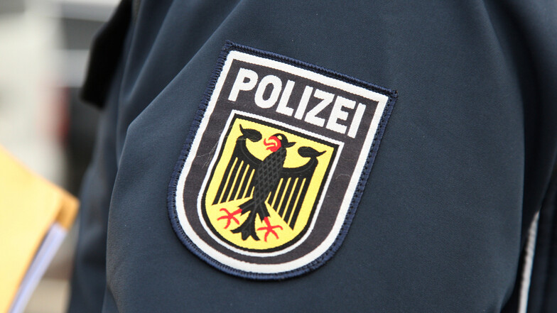 Mehrere illegale Substanzen hatte ein junger Mann in Pirna bei sich, als er in eine Polizeikontrolle geriet.